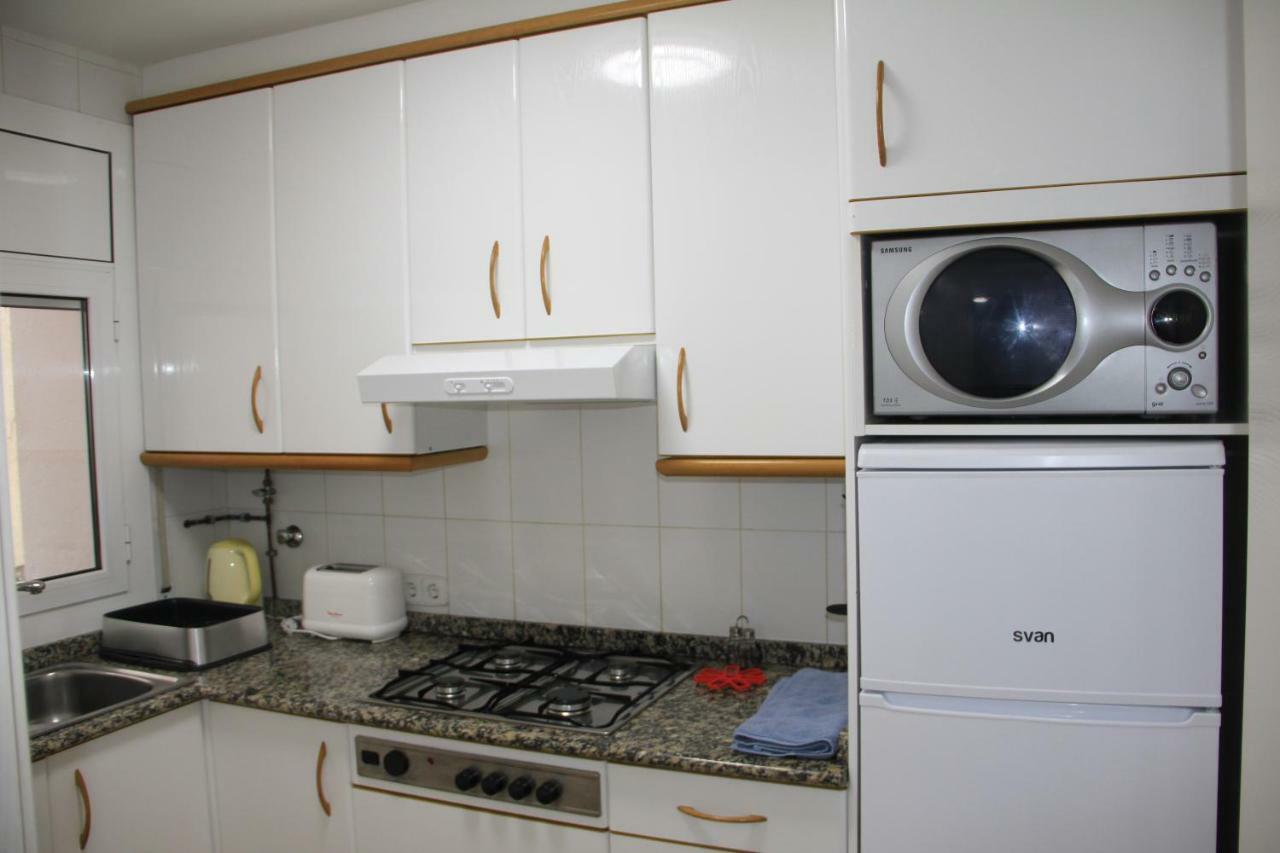 Ferienwohnung La Vela Blanca Roses Exterior foto