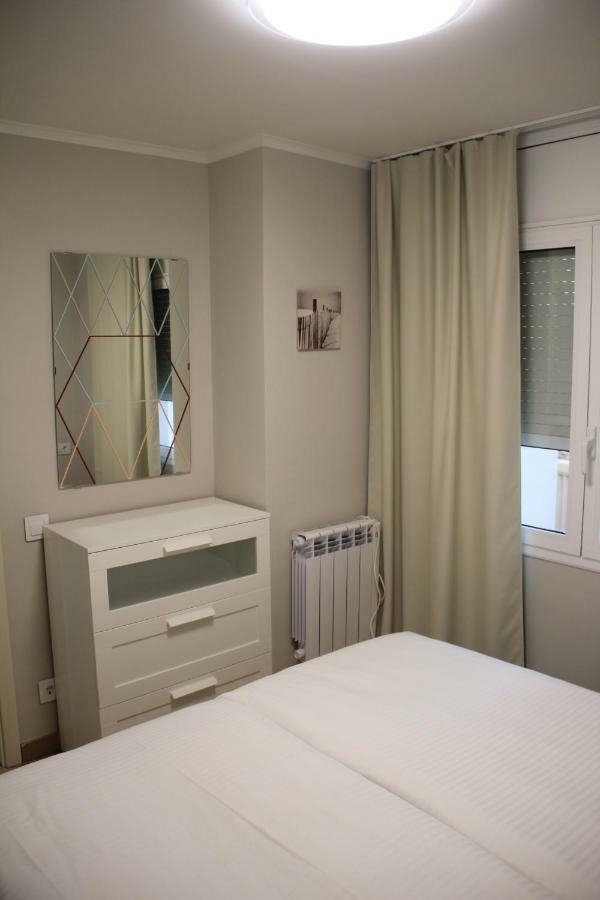 Ferienwohnung La Vela Blanca Roses Exterior foto