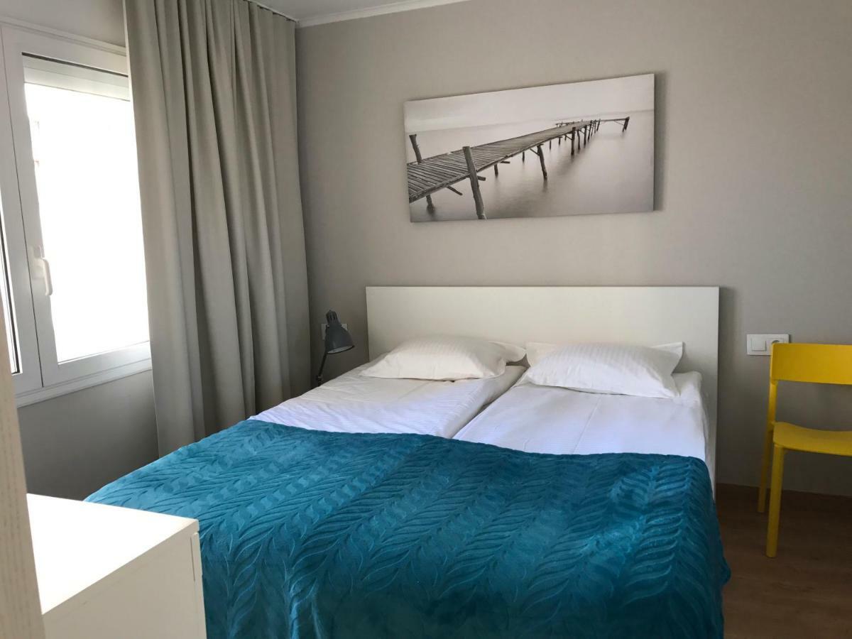 Ferienwohnung La Vela Blanca Roses Exterior foto