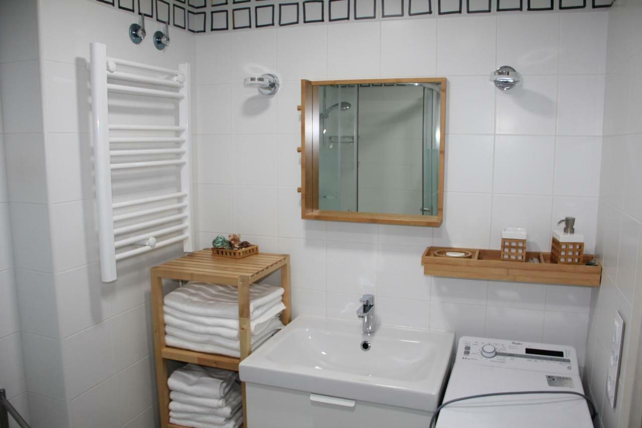 Ferienwohnung La Vela Blanca Roses Exterior foto